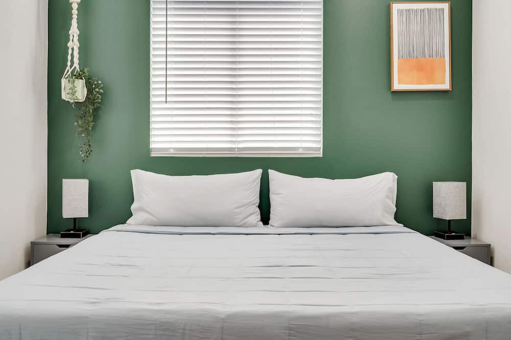 Photo of Bedroom in Montebello