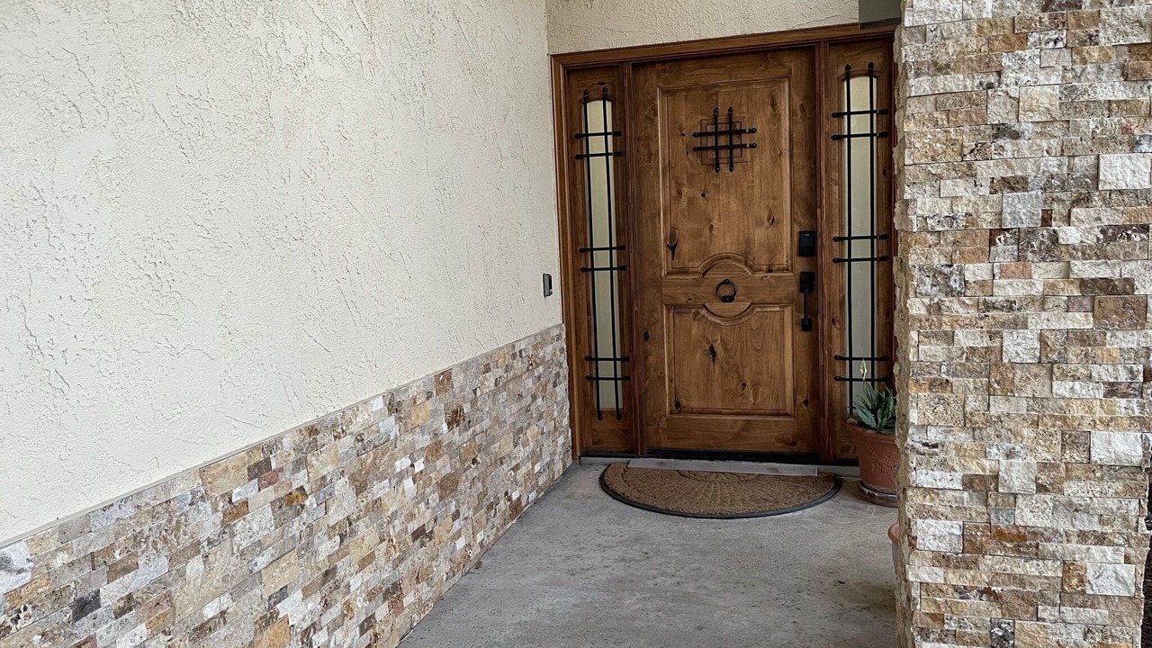 Photo of Outdoor in Corona