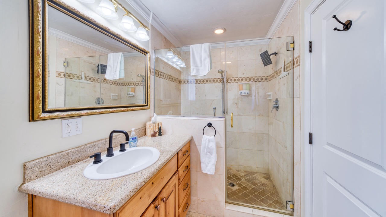 Photo of Bathroom in Lakeside Park