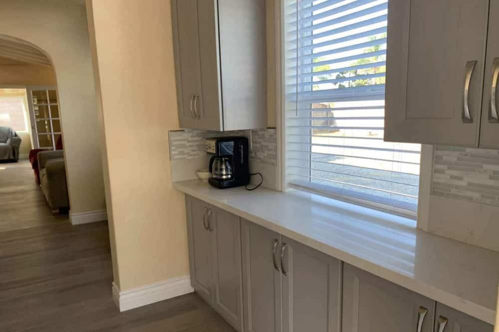 Photo of Kitchen in Chino