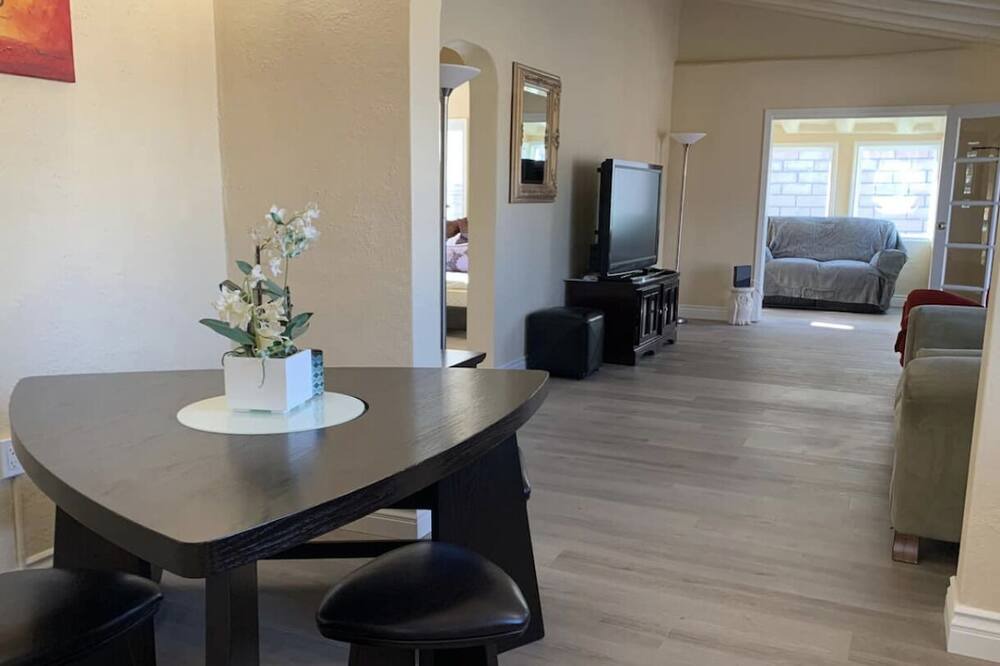 Photo of Livingroom in Chino