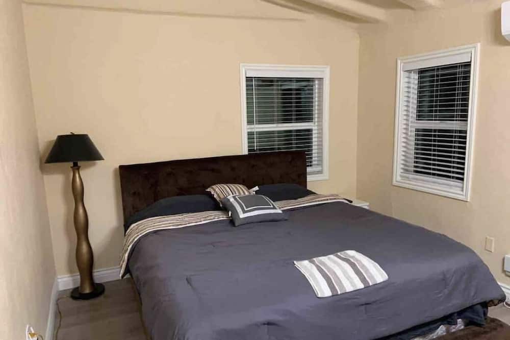 Photo of Bedroom in Chino