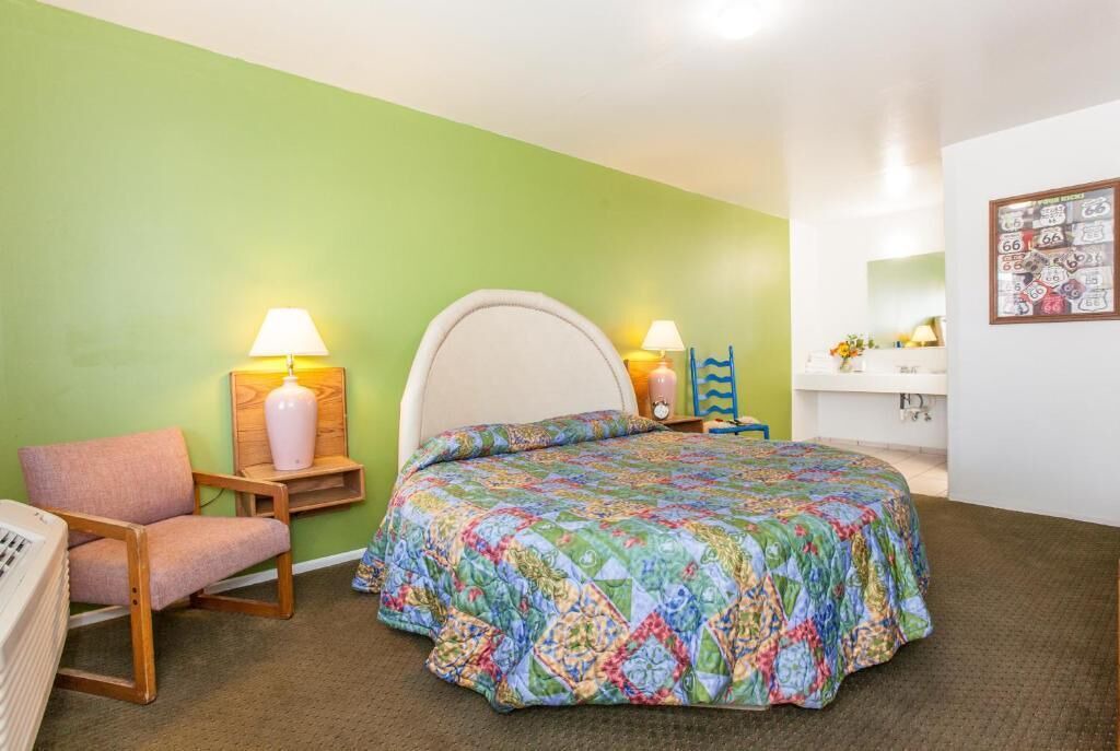 Photo of Bedroom in Barstow