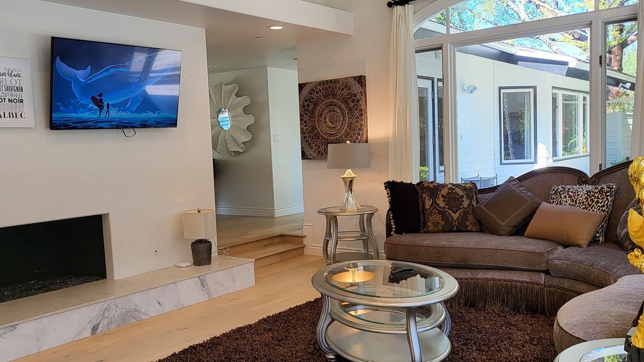 Photo of Livingroom in Cowan Heights