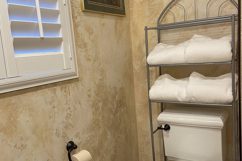Photo of Bathroom in Rancho Cucamonga