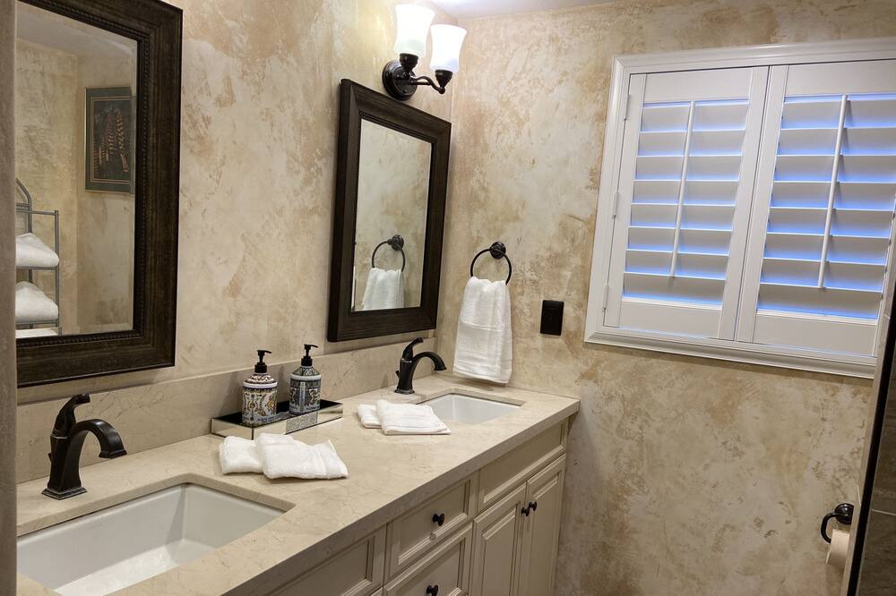 Photo of Bathroom in Rancho Cucamonga