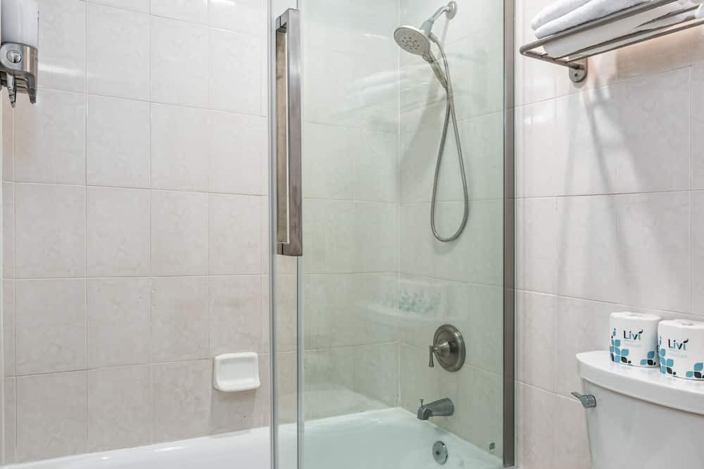 Photo of Bathroom in Alhambra