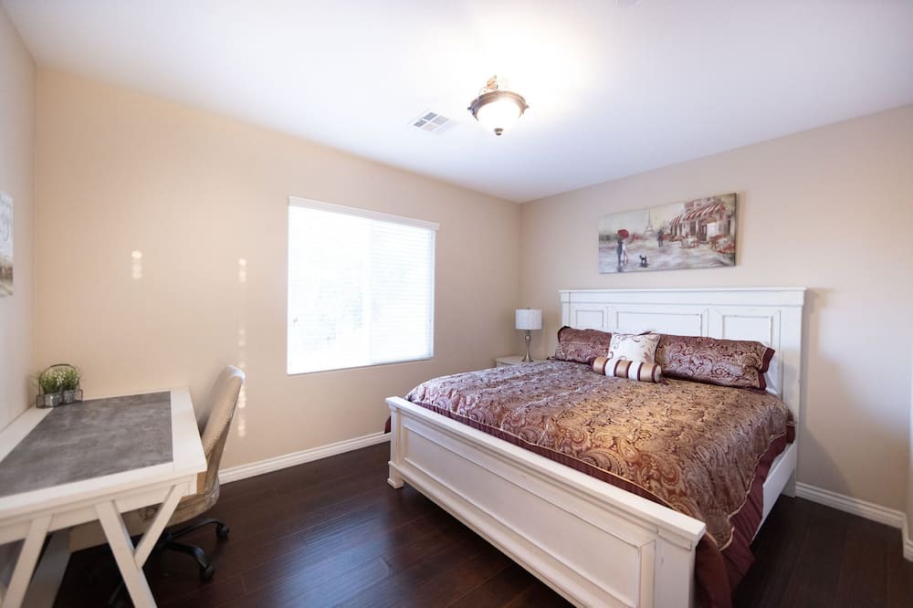 Photo of Bedroom in Garden Grove