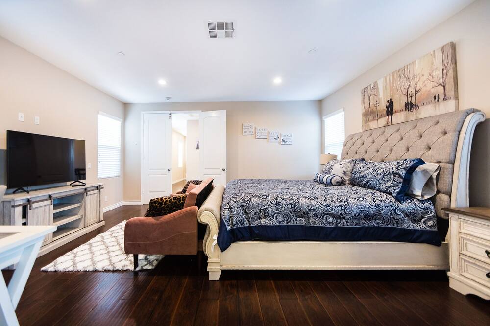 Photo of Bedroom in Garden Grove