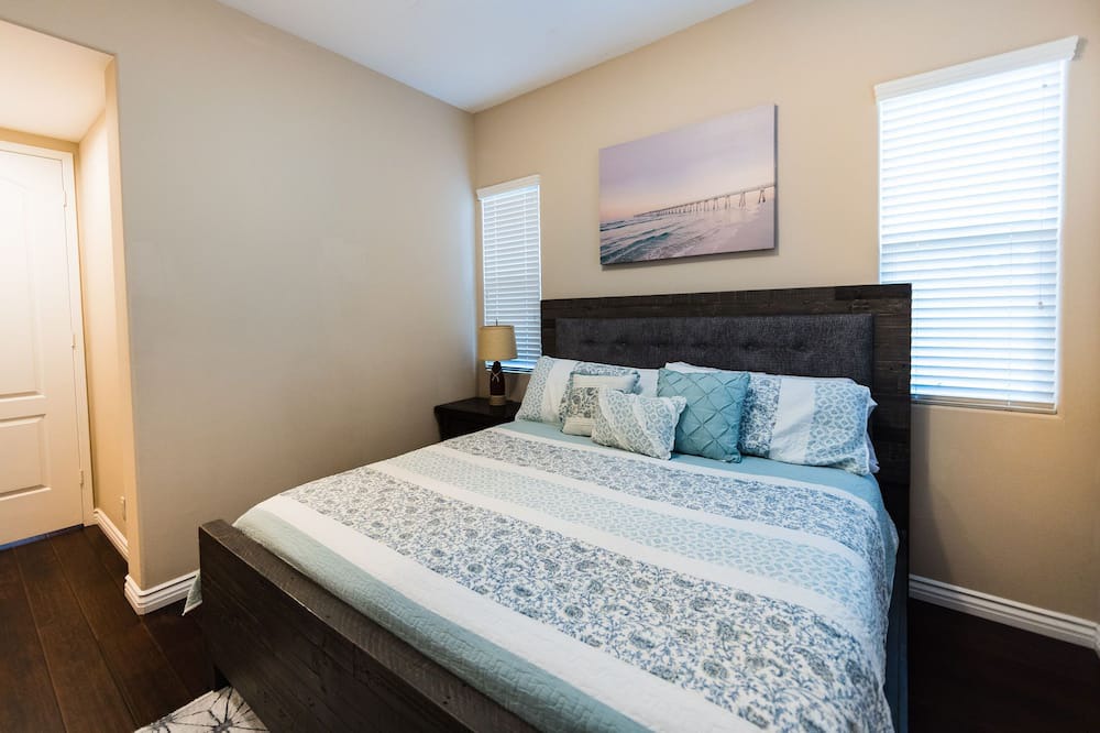 Photo of Bedroom in Garden Grove