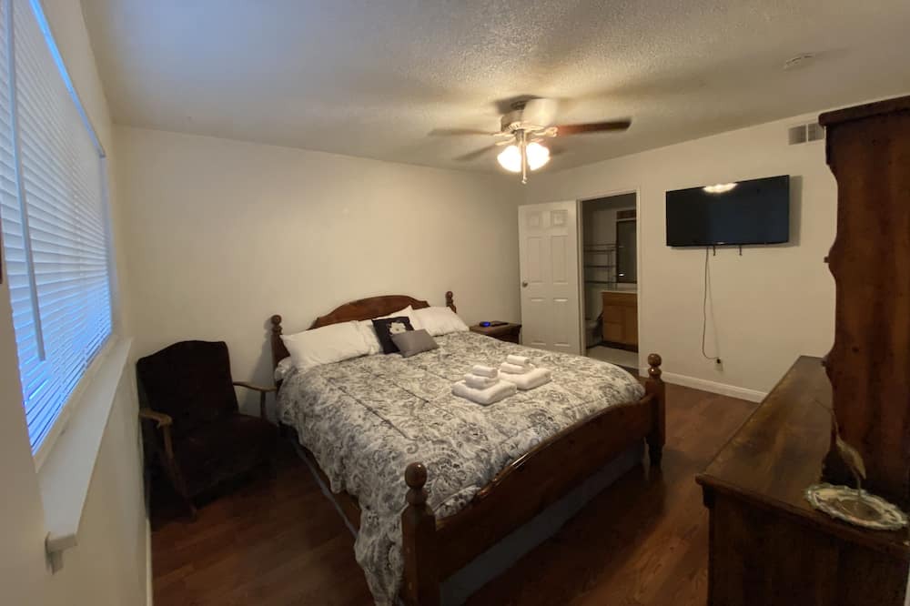 Photo of Bedroom in Citrus Heights