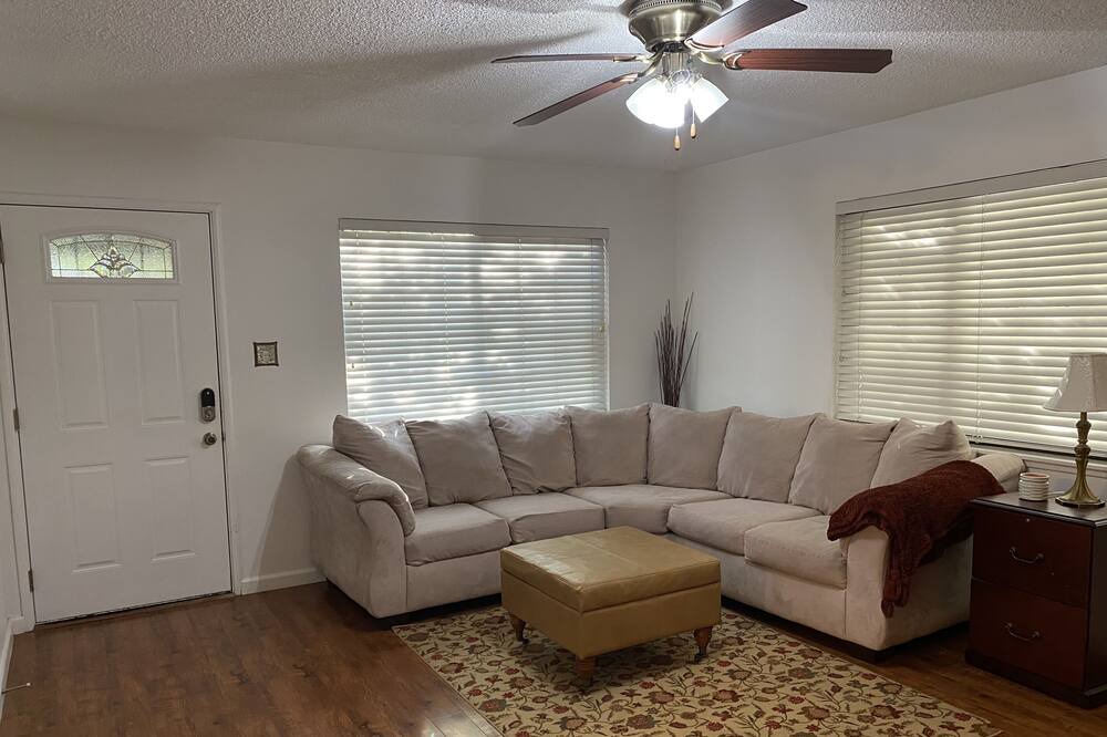 Photo of Livingroom in Citrus Heights