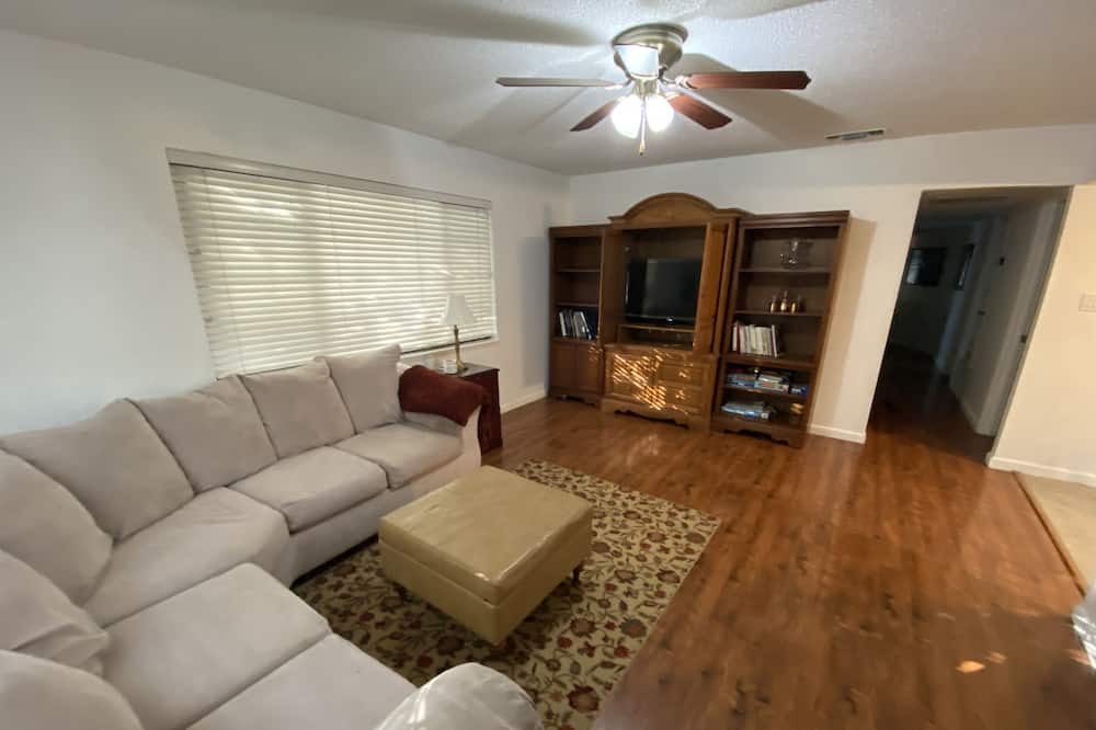 Photo of Livingroom in Citrus Heights