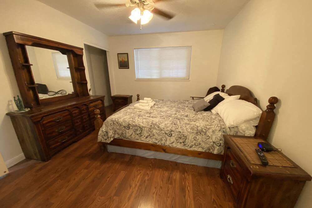 Photo of Bedroom in Citrus Heights