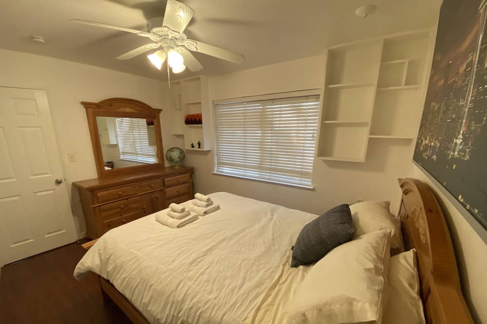 Photo of Bedroom in Citrus Heights