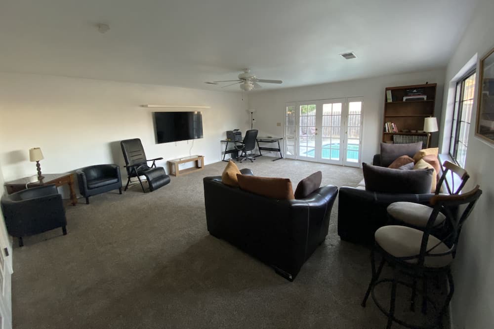 Photo of Livingroom in Citrus Heights