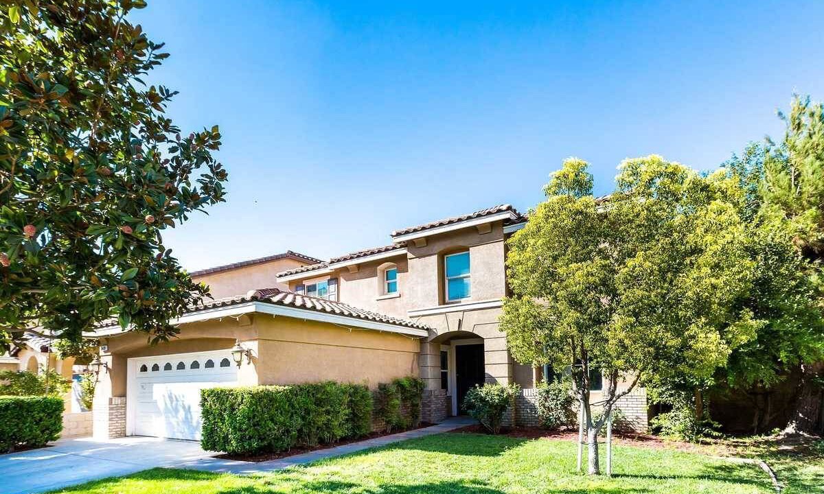 Photo of Outdoor in Southridge Village