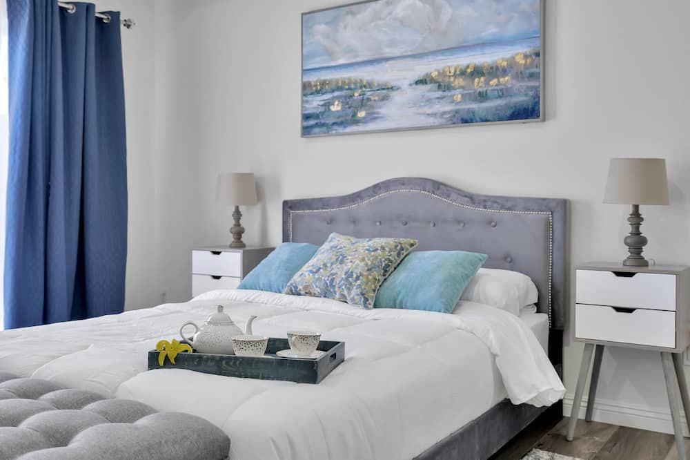 Photo of Bedroom in Pico Rivera