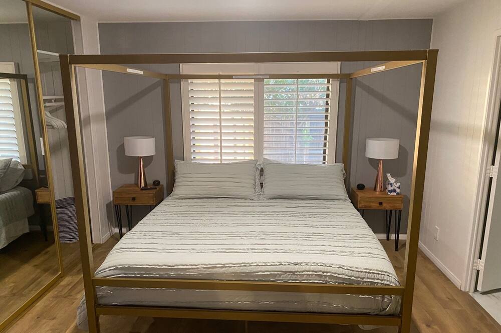 Photo of Bedroom in Thousand Palms