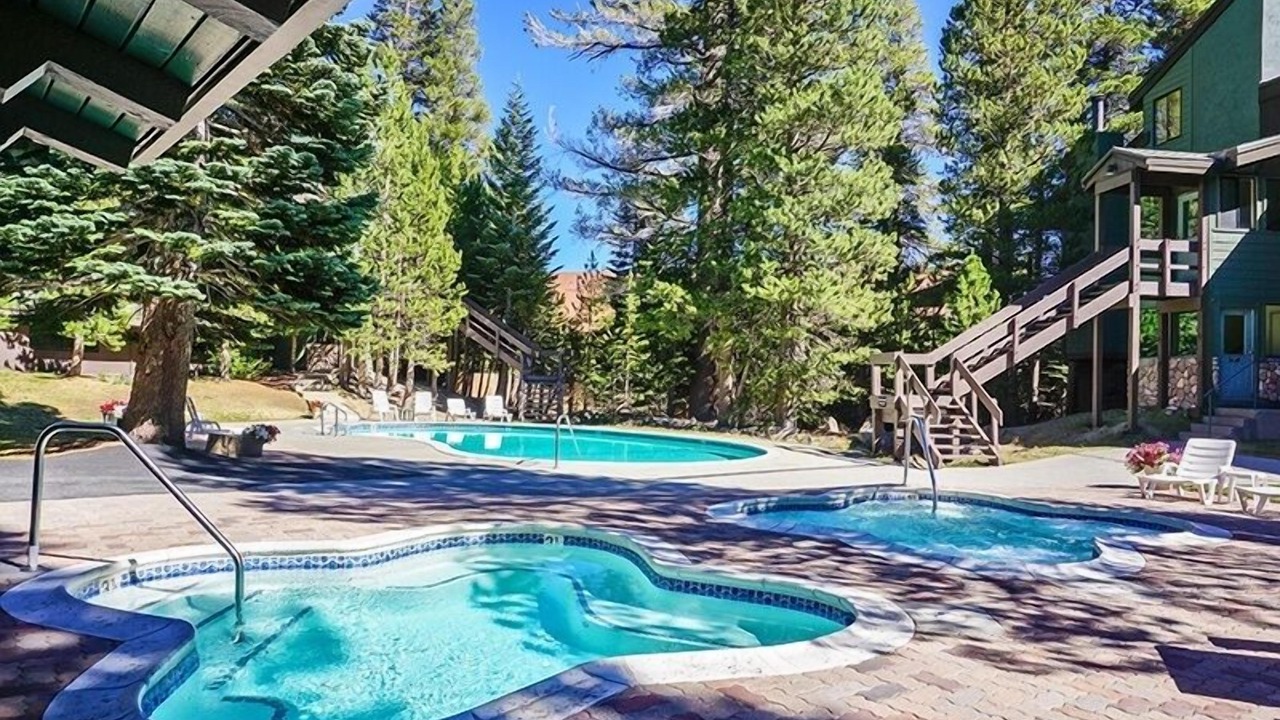 Photo of Outdoor in Mammoth Lakes