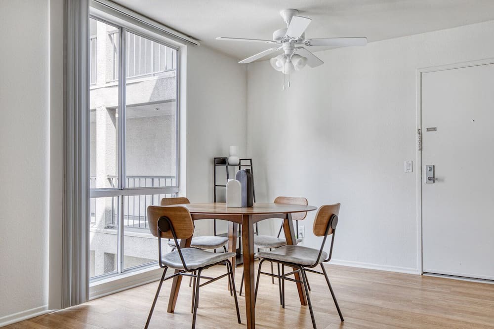 Photo of Kitchen in Los Feliz
