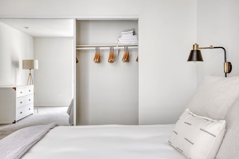 Photo of Bedroom in Los Feliz