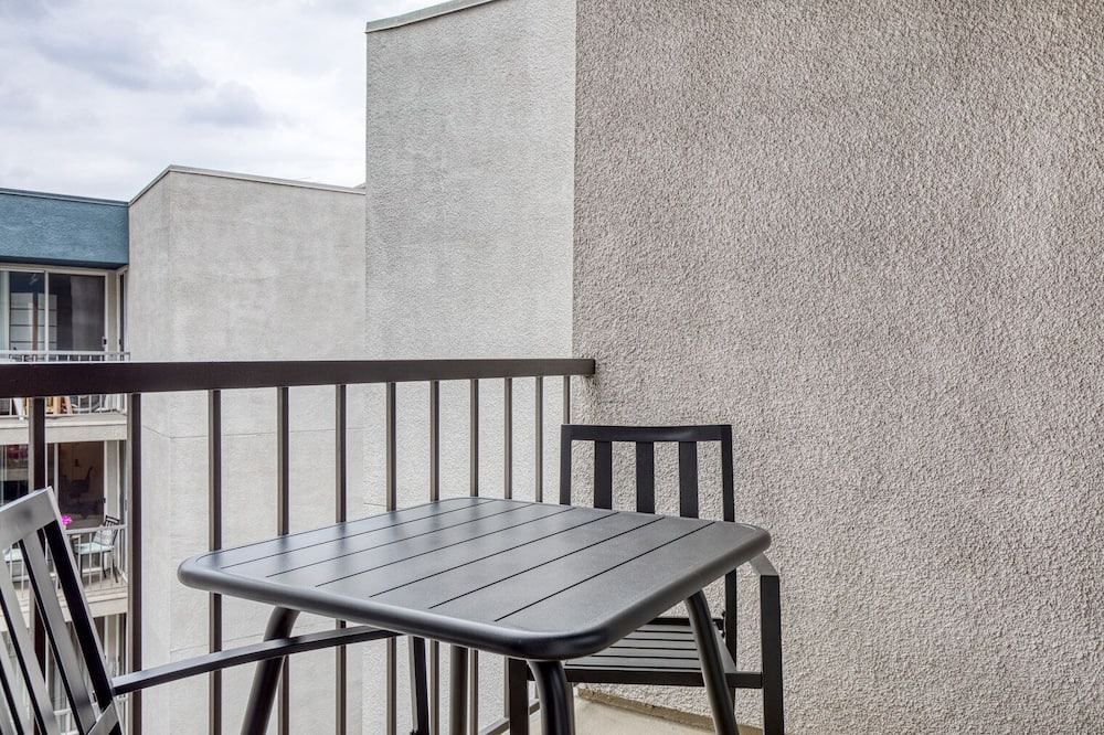 Photo of Patio Balcony in Los Feliz
