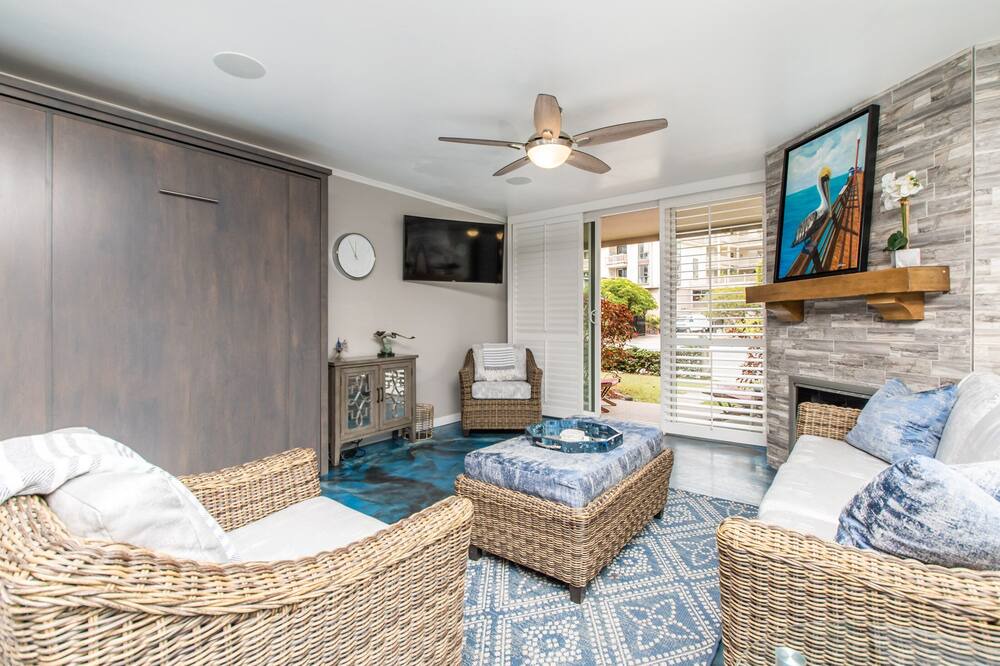 Photo of Livingroom in Townsite