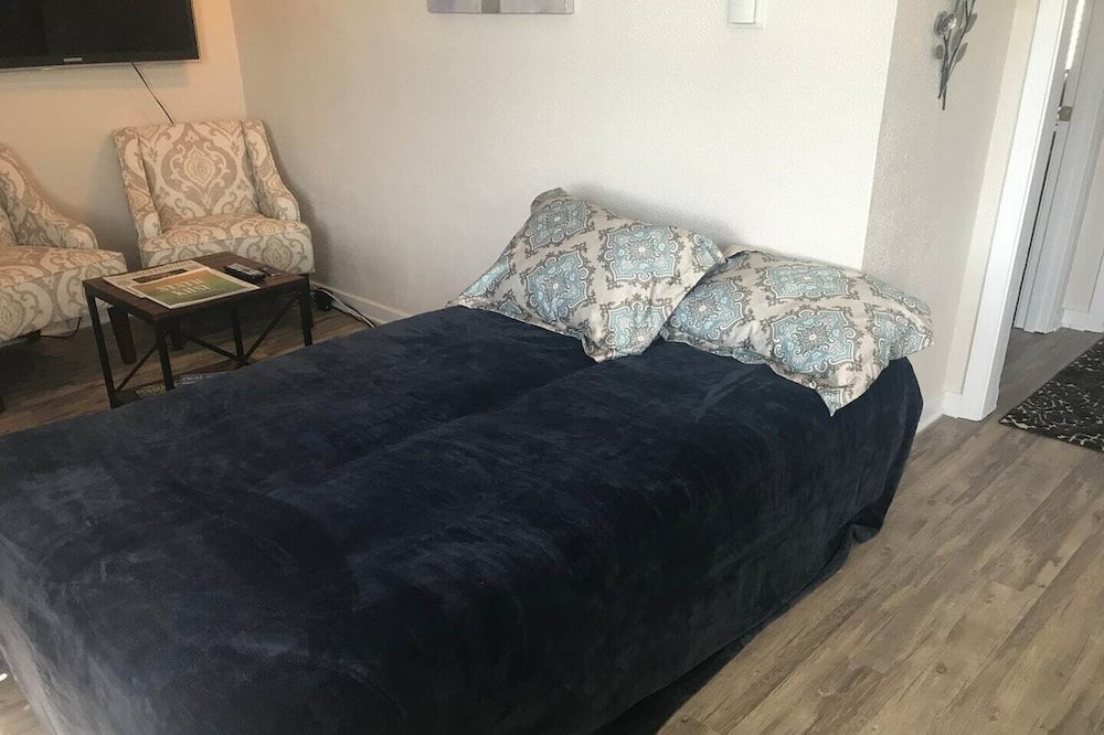 Photo of Bedroom in Eureka