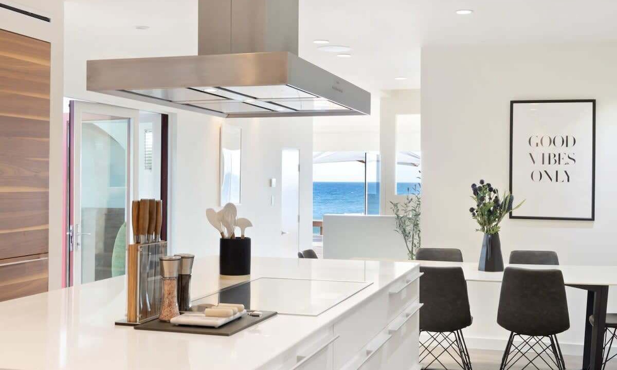 Photo of Kitchen in Eastern Malibu