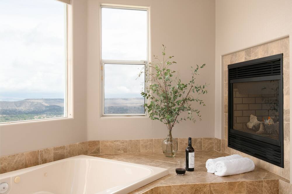 Photo of Bathroom in Murrieta