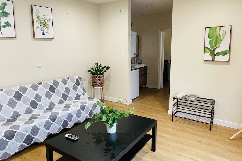 Photo of Livingroom in Berryessa