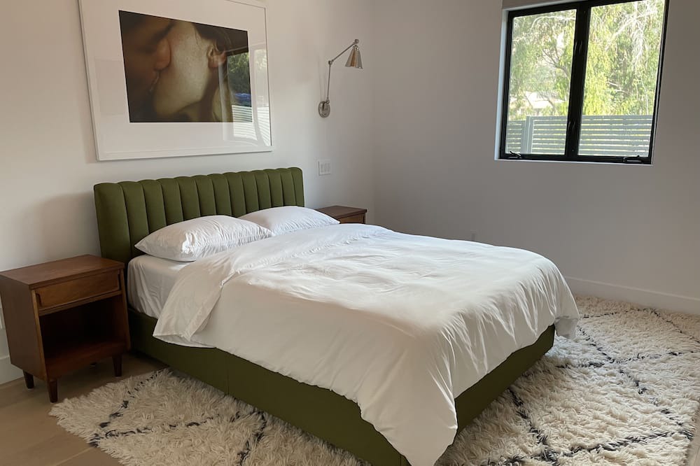 Photo of Bedroom in Western Malibu