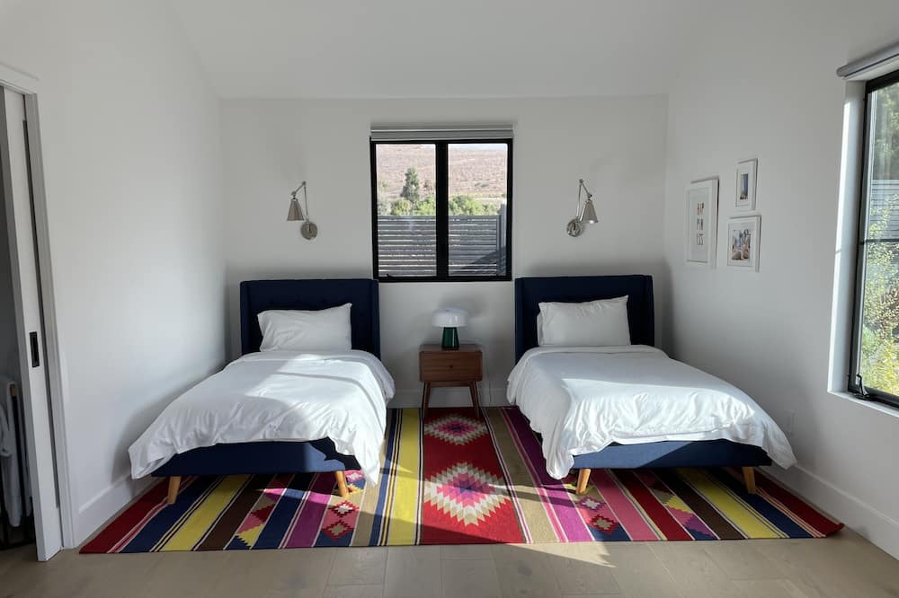 Photo of Bedroom in Western Malibu