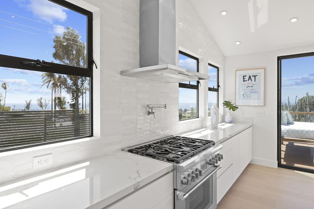 Photo of Kitchen in Western Malibu