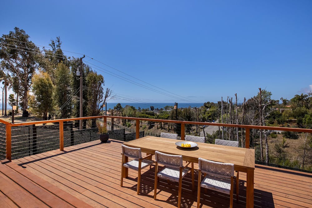 Photo of Patio Balcony in Western Malibu