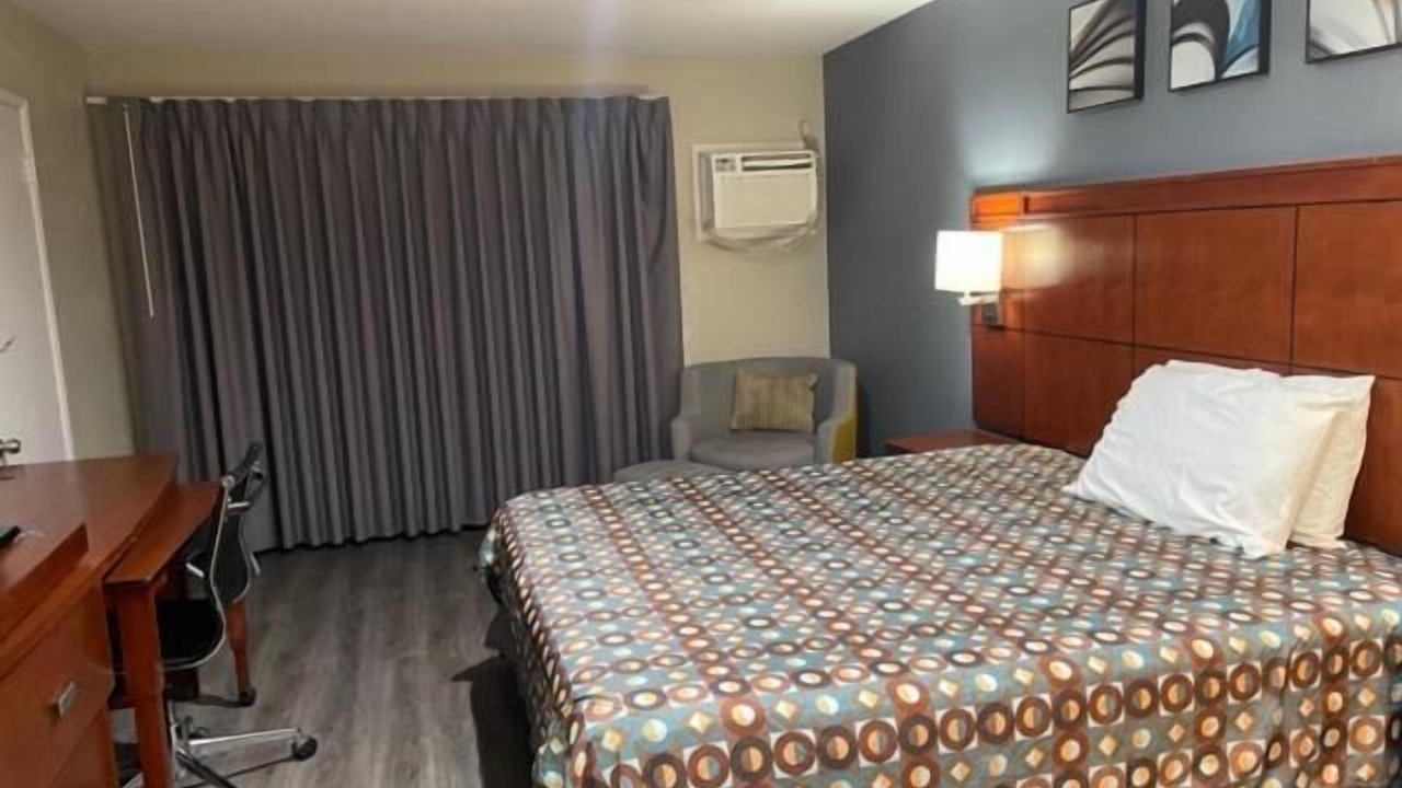 Photo of Bedroom in Tustin