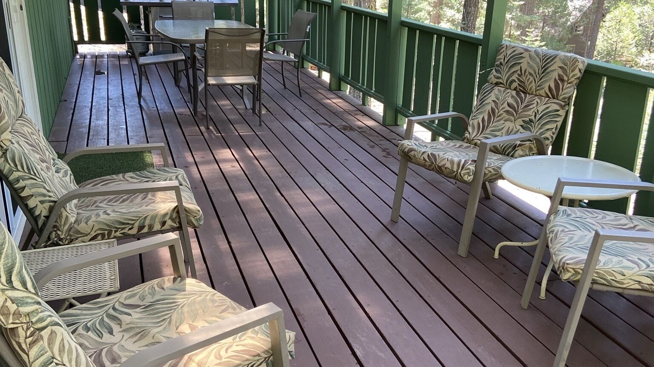 Photo of Patio Balcony in Strawberry