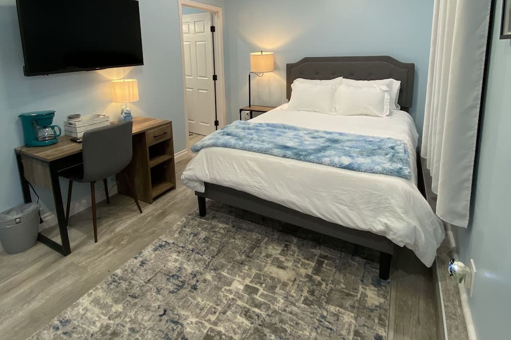 Photo of Bedroom in Wrightwood