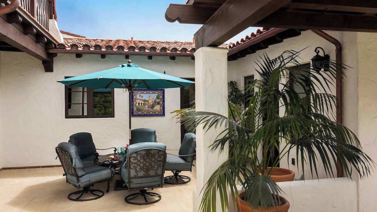 Photo of Patio Balcony in West Mesa