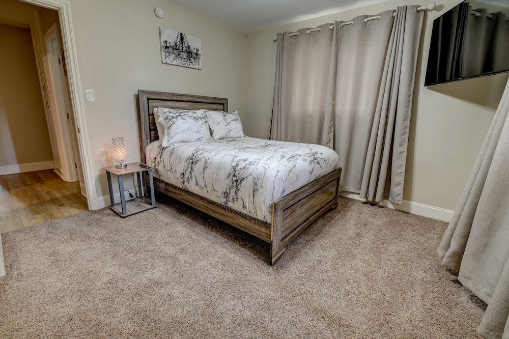 Photo of Bedroom in Rubidoux
