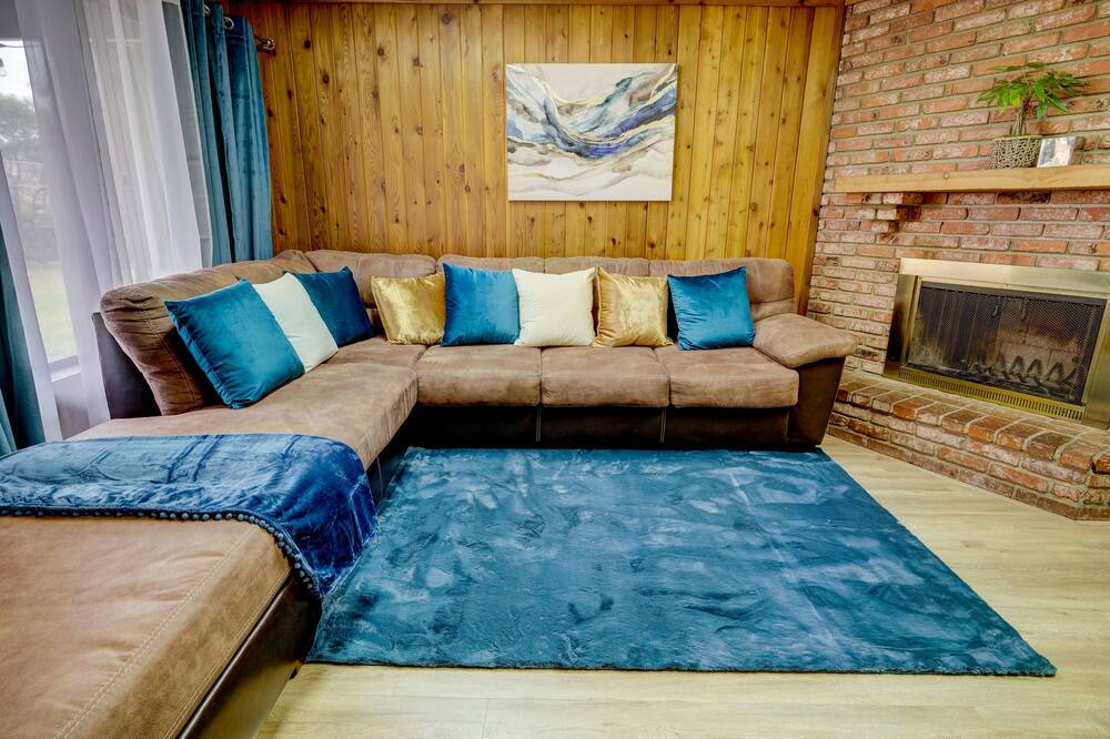 Photo of Livingroom in Rubidoux