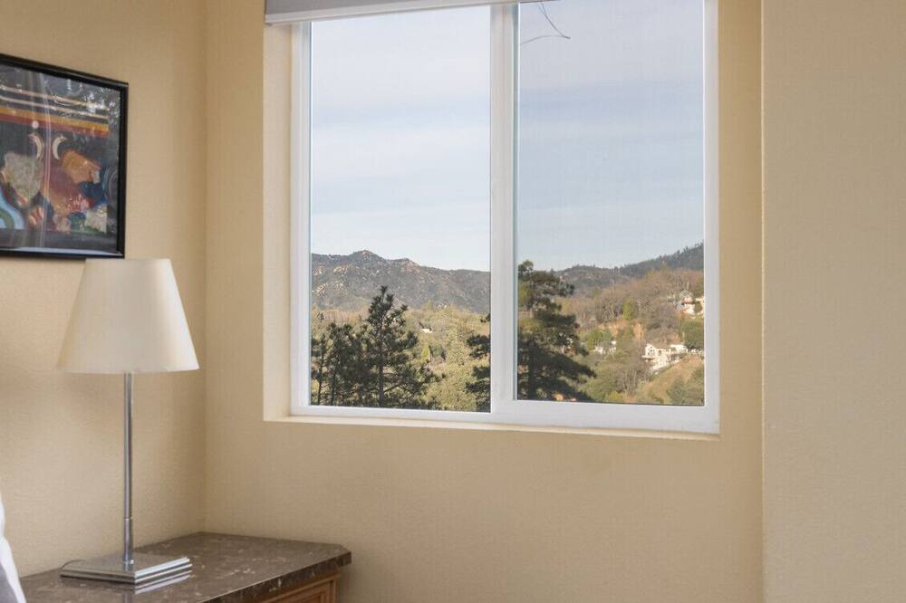 Photo of Others in Crestline