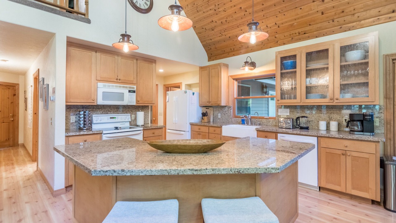 Photo of Kitchen in Weed