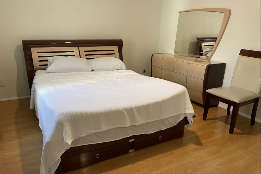 Photo of Bedroom in Downtown