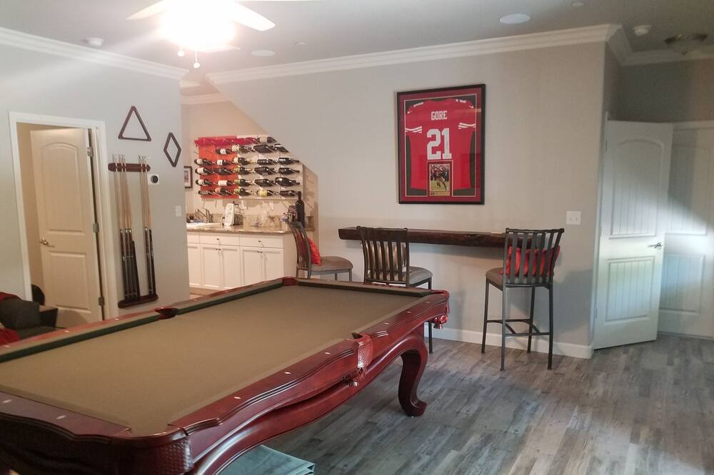 Photo of Bedroom in Oakhurst