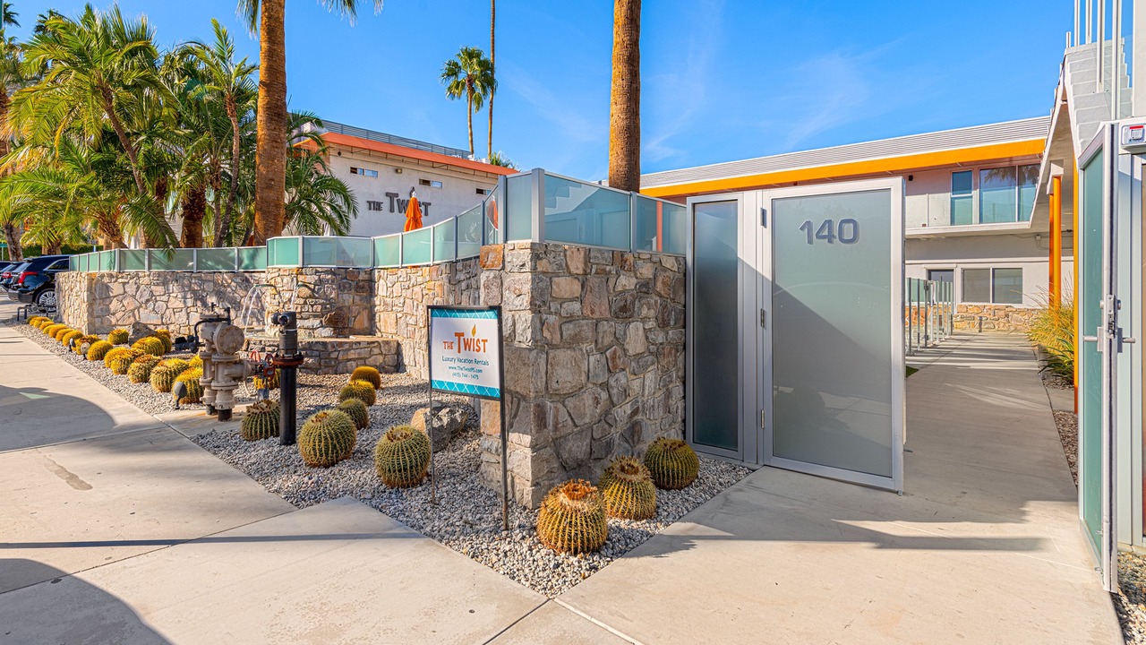 Photo of Outdoor in Uptown Design District