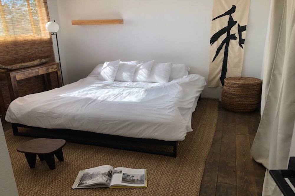 Photo of Bedroom in Morongo Valley