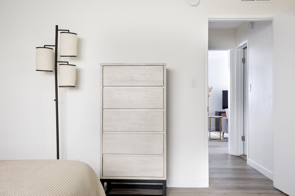 Photo of Bedroom in Valley Village