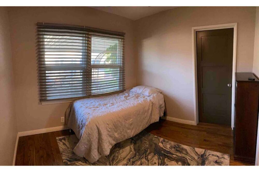 Photo of Bedroom in Riverside